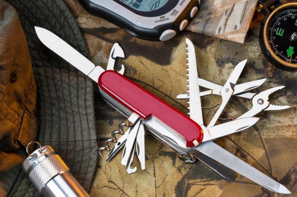 Spar stort på schweizerknive: Dolk.dk’s imponerende victorinox kollektion post thumbnail image